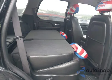 2010 Cadillac Escalade Hybrid Standard from USA, damaged, VIN 1GYUCEEJ7AR212280